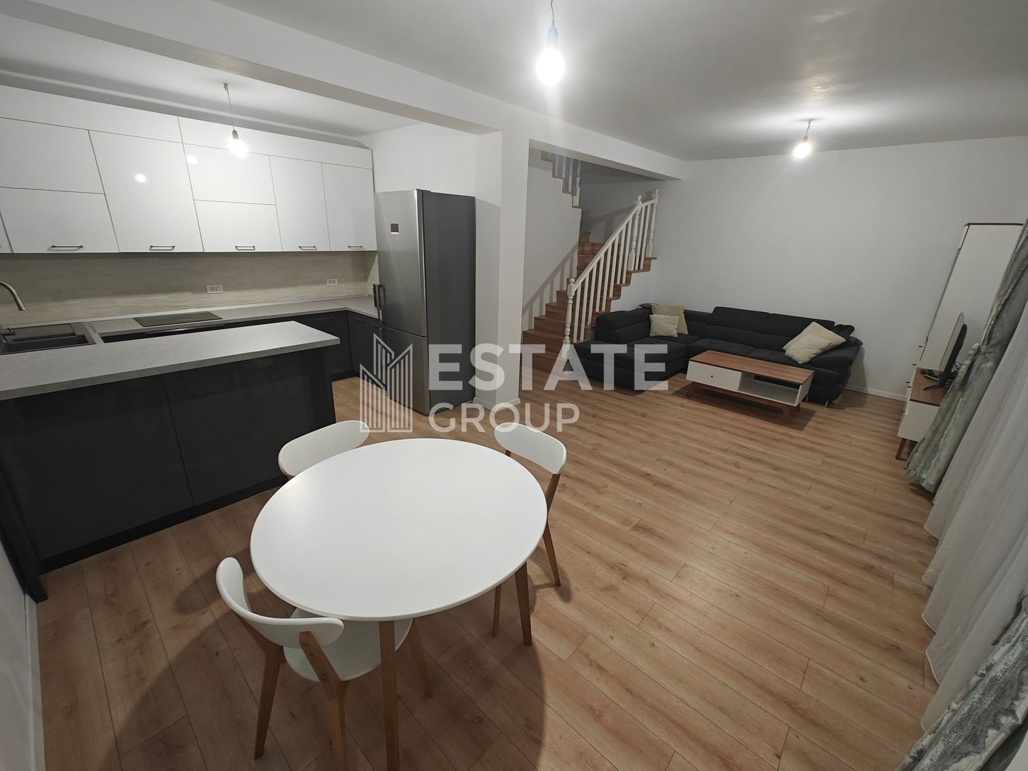 Duplex cu 4 camere in Dumbravita - Poză 3