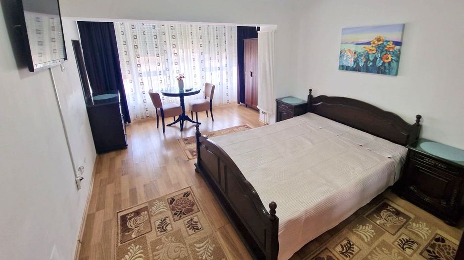 Apartament de inchiriat pe Faleza Dunarii - 3 camere, 105 mp, parter - Poză 23
