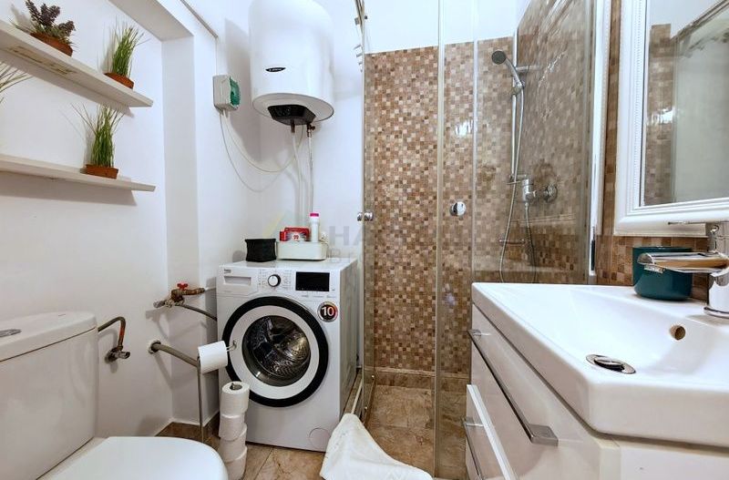 Spațioasă, luminoasă, complet renovată și mobilată, Bloc UNIC - Poză 23