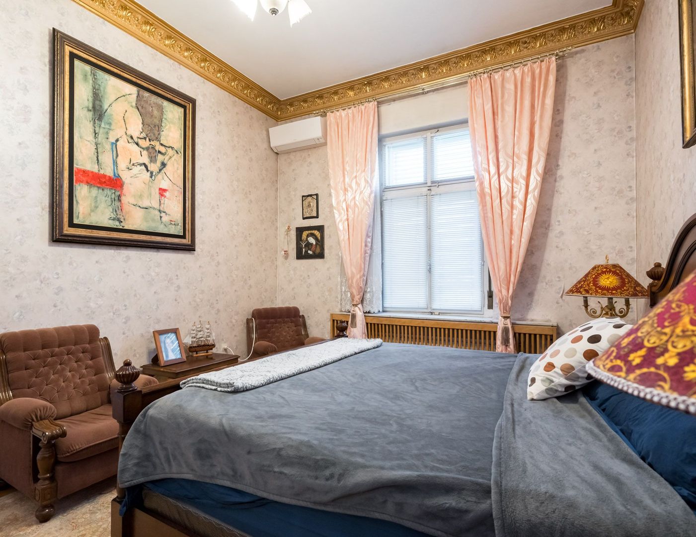 VILA REPREZENTATIVA ICOANEI - Poză 15