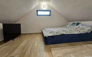 Casa Individuala cu 4 camere, de inchiriat, zona Lupeni - Poză 8