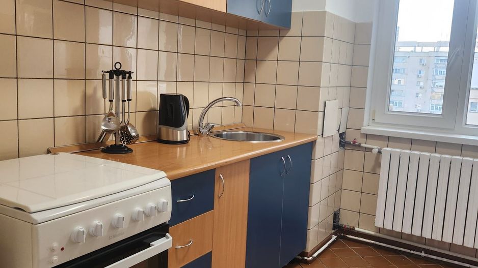 De Inchiriat Garsoniera Bd. Decebal LUX cu TERASA langa Rond Alba Iulia - Poză 6