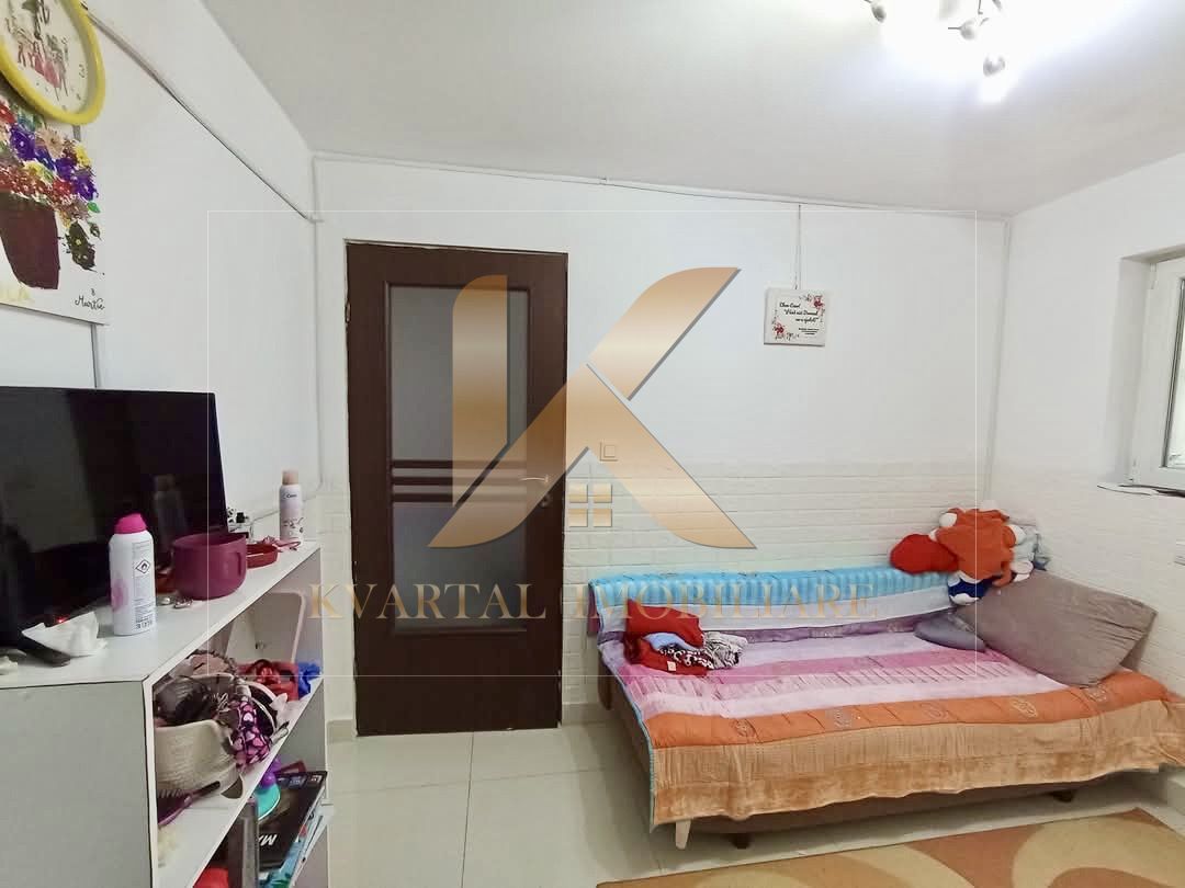 Casă la cheie la preț de apartament , 200mp Teren, garaj . Bujac! - Poză 6