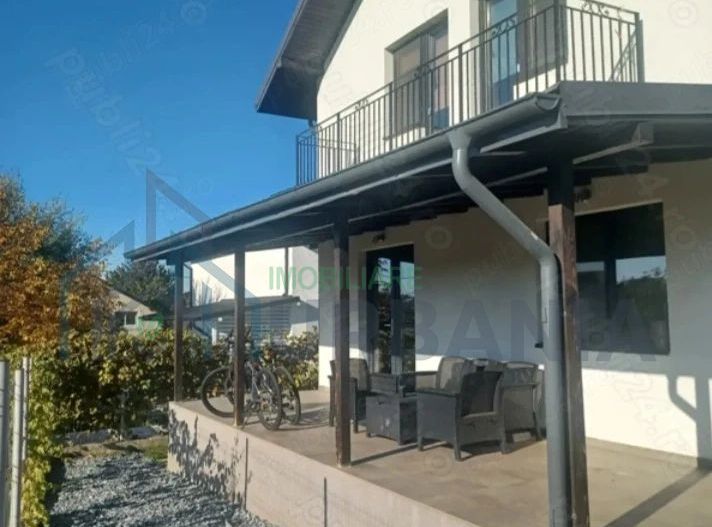 Casă cu 4 camere, P+1, teren 360 mp, în Miroslava - Poză 2