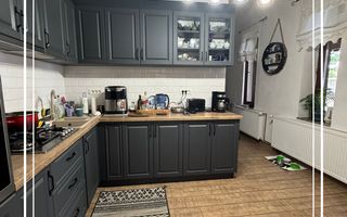 Vila renovat de vanzare D+P curte proprie 774 mp, semicentral Arad - Poză 19