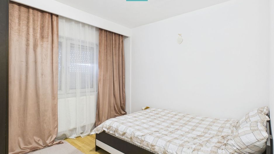 Apartament patru camere zona Confectii Arad - Poză 8