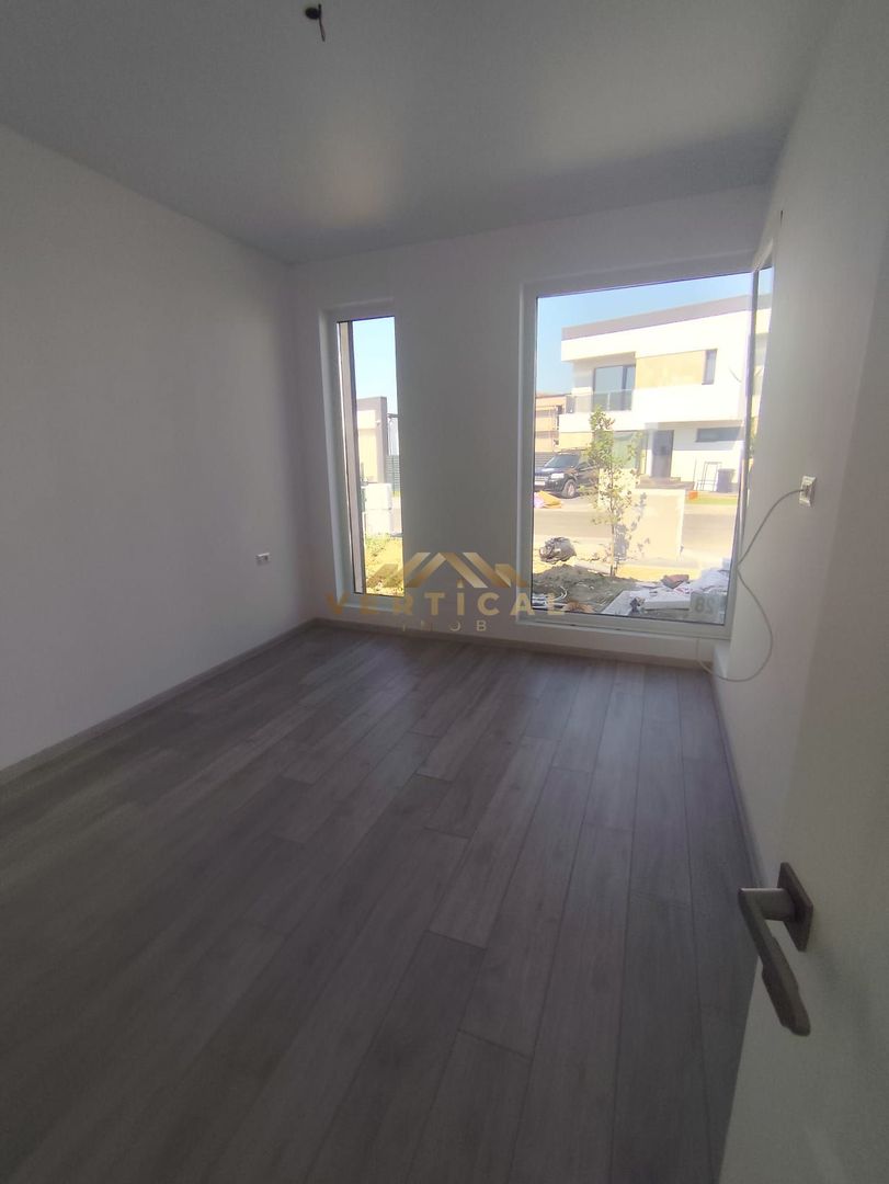 casa in comunitate - Poză 11