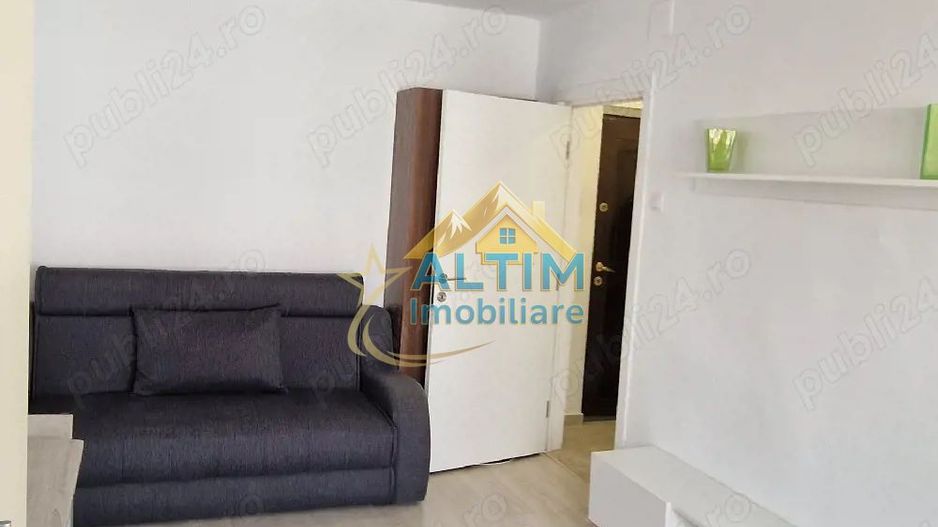 Garsonieră de vânzare, cartier Noua, Brașov - Poză 1