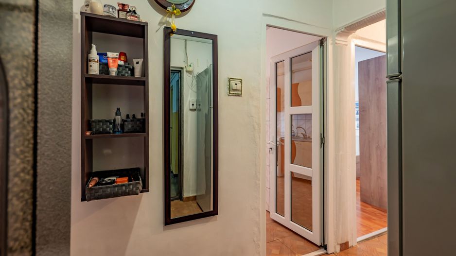 2 camere decomandate | Tomis III | Etaj 1 | Centrală proprie - Poză 3