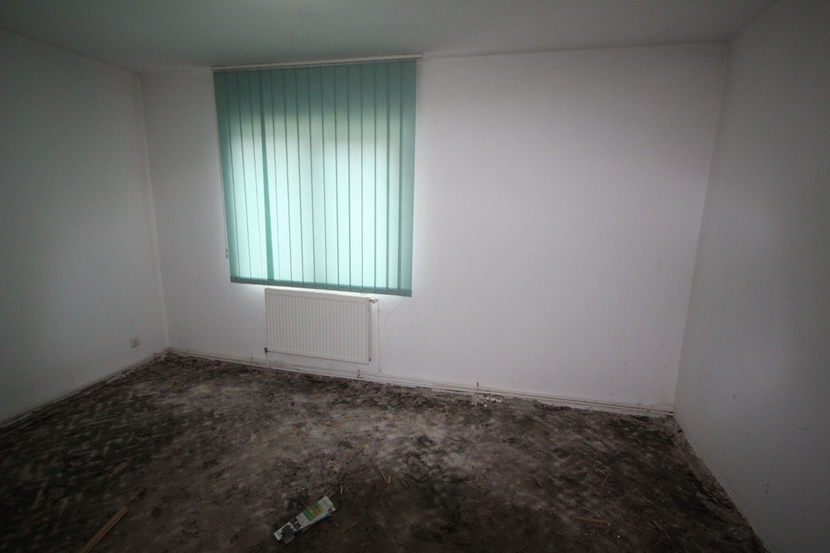 Imobil  cu destinatie mixta - Poză 18