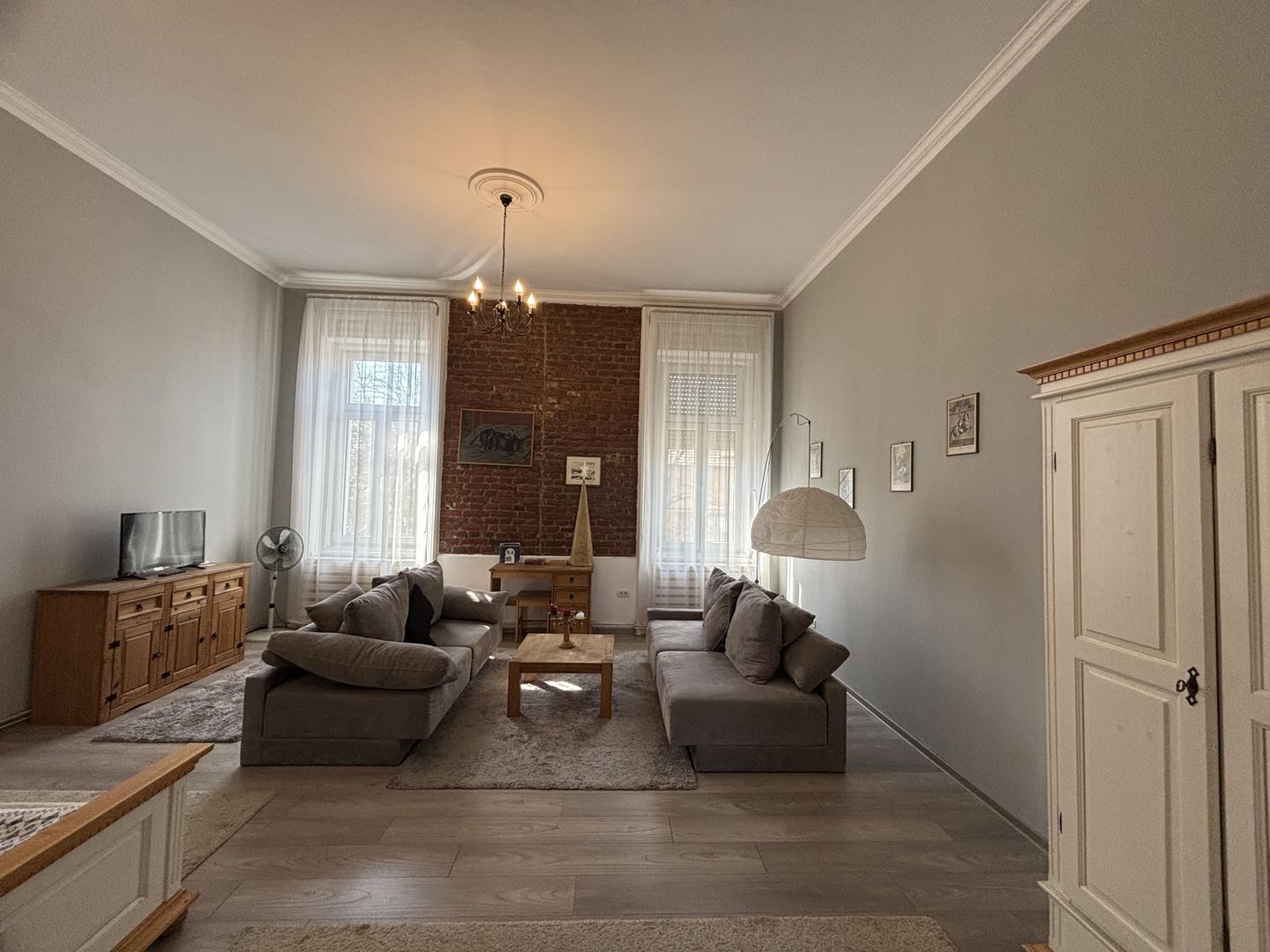 Apartament cu o camera în clădire istorică ,zona Maria - Poză 27