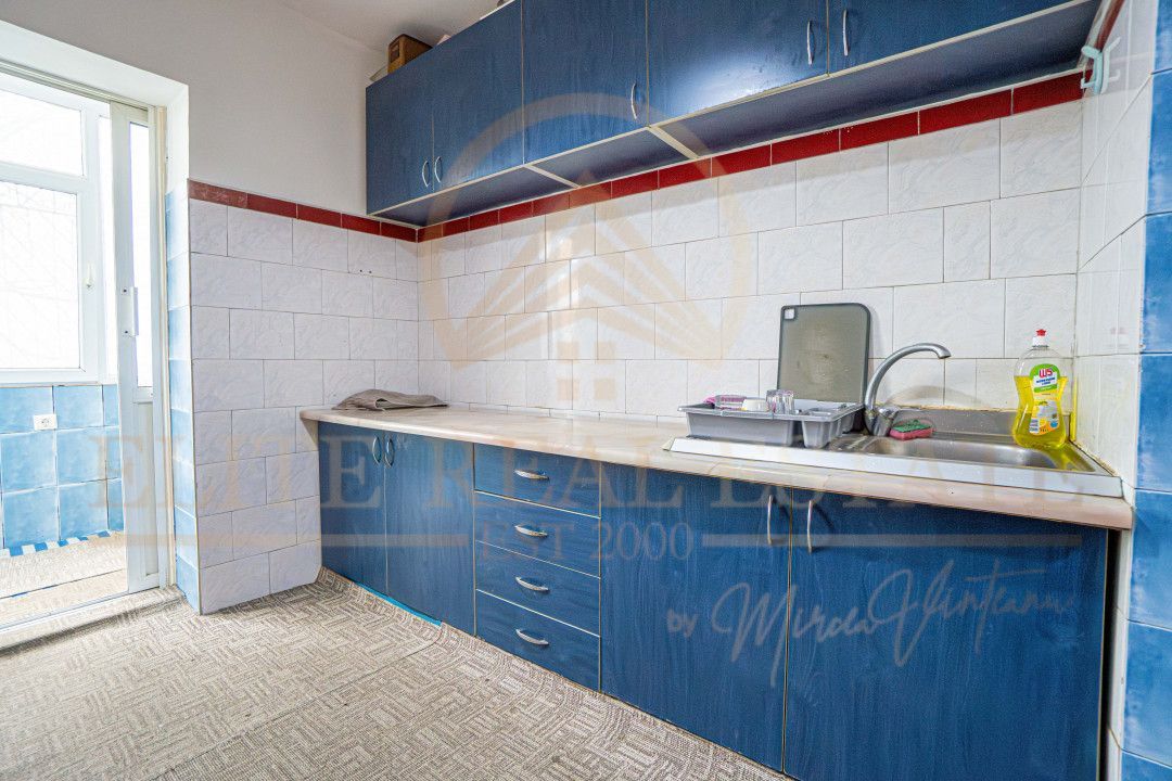 INEL I - TOMIS III - Apartament 2 camere decomandate - Poză 2