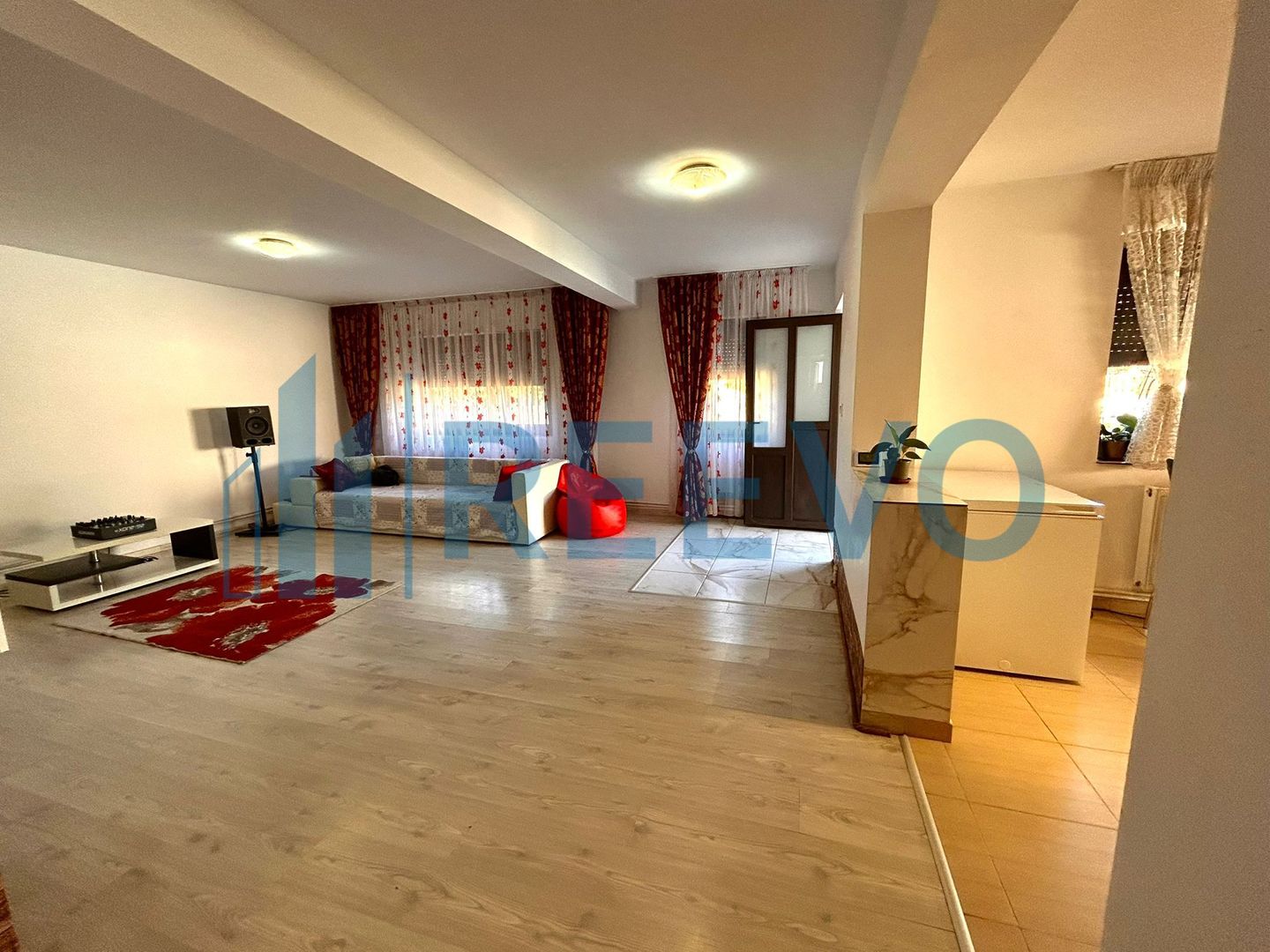 Casă/Vilă de vânzare în Letea Veche, Jud. Bacău - Poză 12