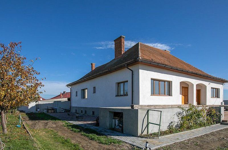 Domeniu de 9000 mp - Ideal pentru Dezvoltare Imobiliară sau Business de Lux! - Poză 2