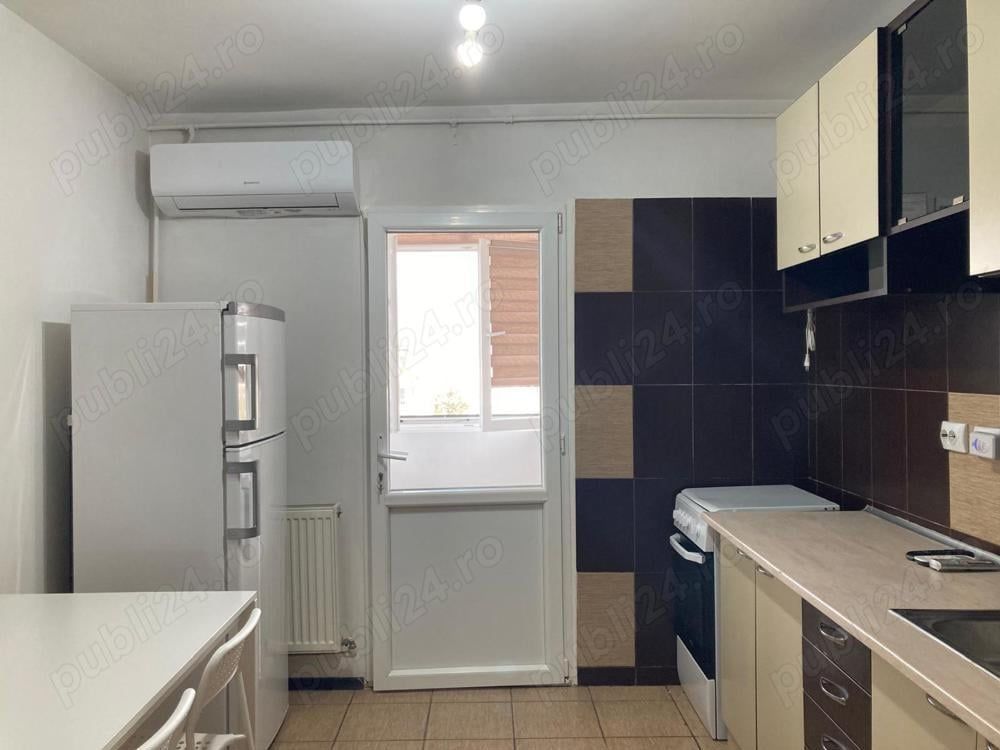 Inchiriez Ap 2 cam zona foarte buna AUREL VLAICU 2 min MALL PROMENADA! - Poză 2