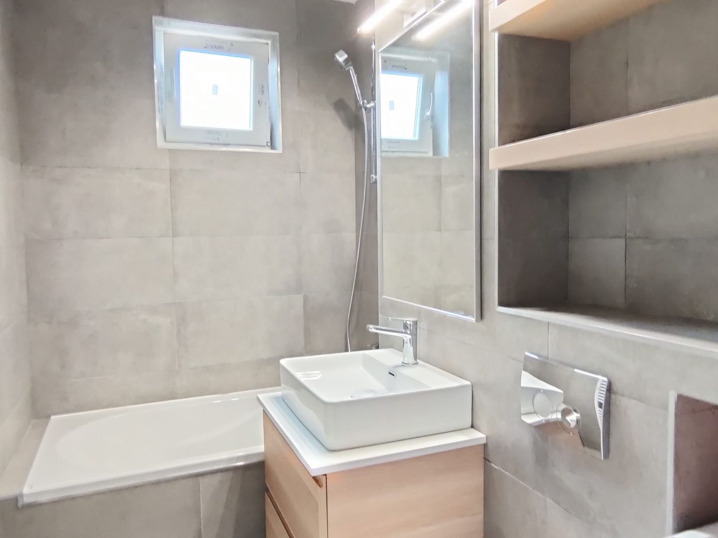 Apartament 4 Cam Decomandate, Cart Gheorgheni, Etaj intermediar - Poză 2