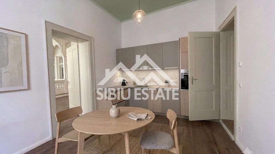 Apartament renovat, în inima Sibiului, pe strada Nicolae Bălcescu - Poză 3