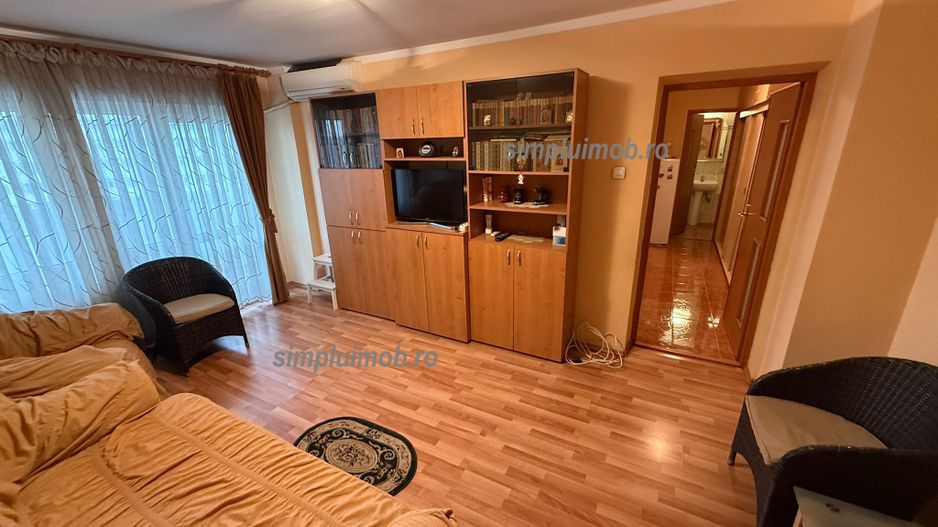 Metrou Obor Apartament 3 Camere Decomandat - Poză 1