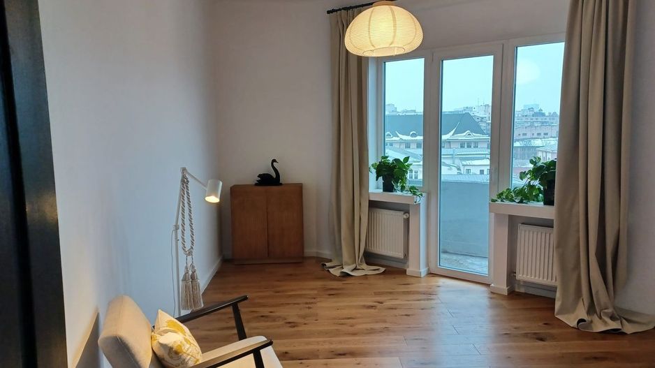 Penthouse ultracentral 4 camere, balcon panoramic, vedere Casa Poporului - Poză 14