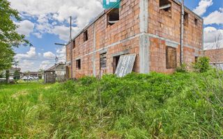 Casă mare, la rosu cu teren generos în Șimand - Poză 8