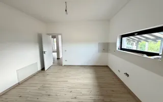 Sanmihaiu Roman-3 Camere-Toate Utilitățile - Poză 14