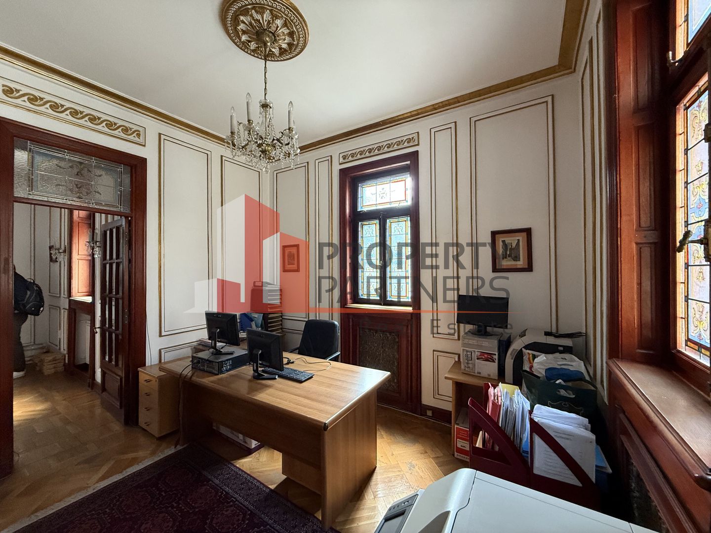 Birouri de inchiriat  200 mp în Palatul Ghica. - Poză 6