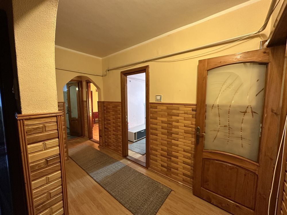 Apartament, 3 camere, Micro 13B - Poză 3