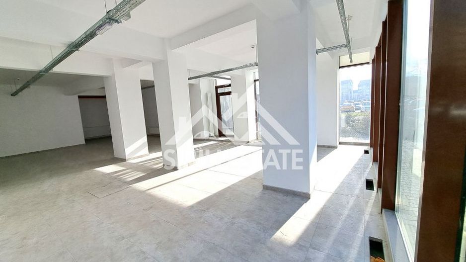 Spatiu comercial vad stradal, vitrine - Poză 11