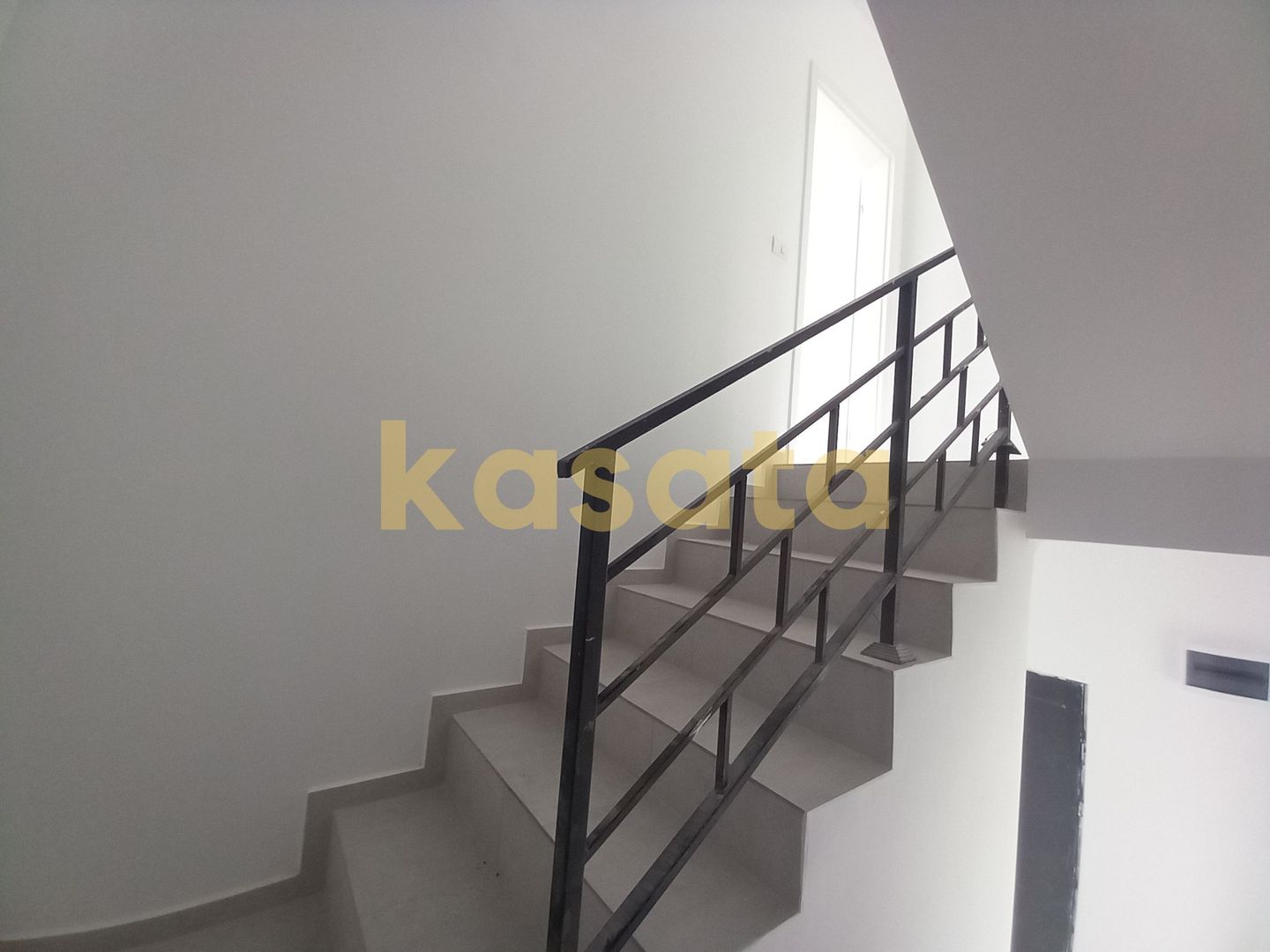 Duplex 140 mp & curte 200 mp | Bragadiru, Crisul Repede - Celofibrei - Poză 30