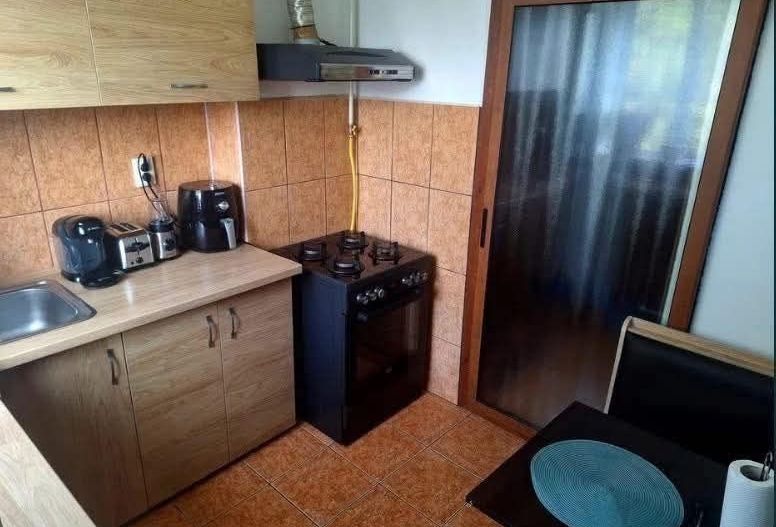 BRASADAS vinde ap 2 cam etaj 3/4 in Solidaritatii. - Poză 6