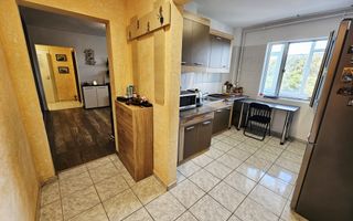 Apartament 3 camere, mobilat și parțial utilat, grad seismic 1, Nord - Poză 3