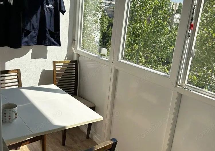 🏡 Apartament 3 camere, | balcon | etaj 4/4 | metrou  Valea Ialomitei - Poză 6