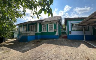 Casă de vânzare – Scoreni, raionul Strășeni - Poză 1
