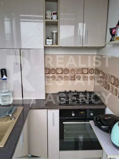 Vânzare, apartament cu 3 camere în zona Militari Residence - Poză 2