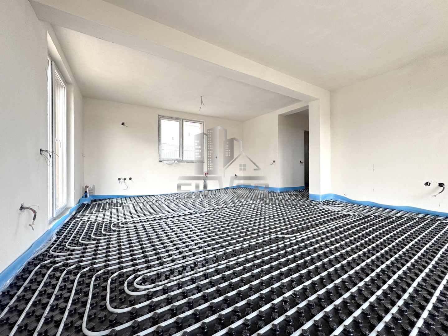 Casa alipita prin garaj/Teren 417 mp/CF. - Poză 9