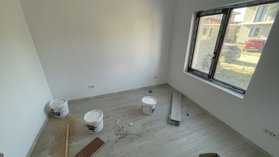 Giroc-Bld. Aviatiei | 5 camere | 3 bai | Bucatarie inchisa - Poză 15