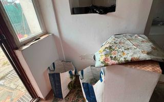 BRASADAS vinde garsoniera pe Ostrovului 25mp la parter. - Poză 6
