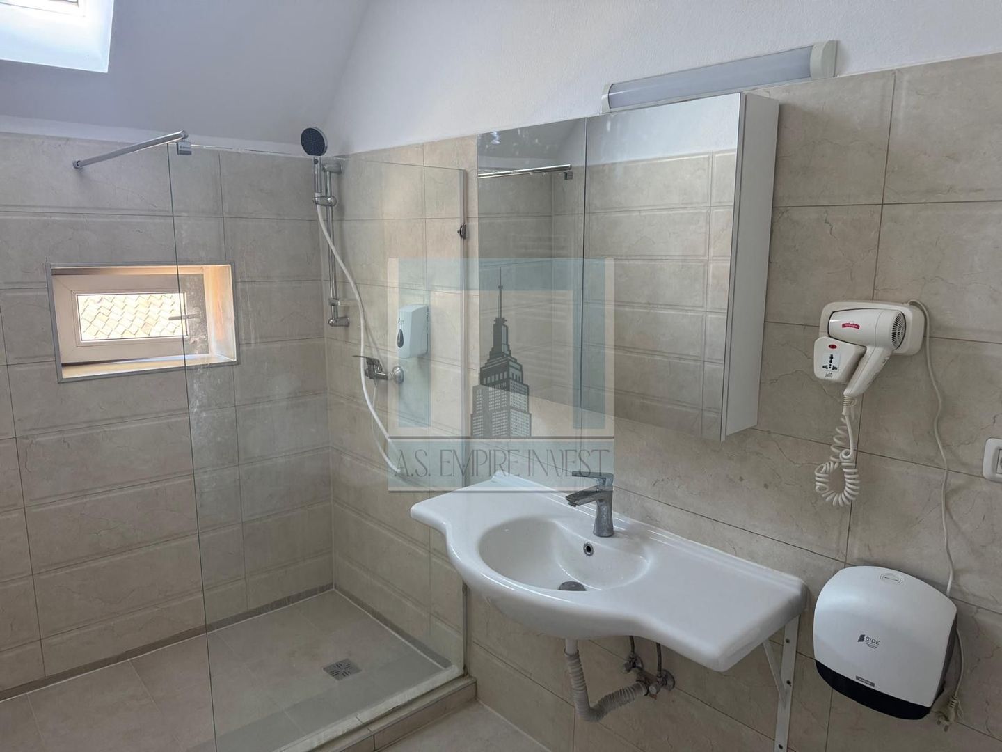 Apartament 3 camere de închiriat/ Centrul Istoric - Poză 20