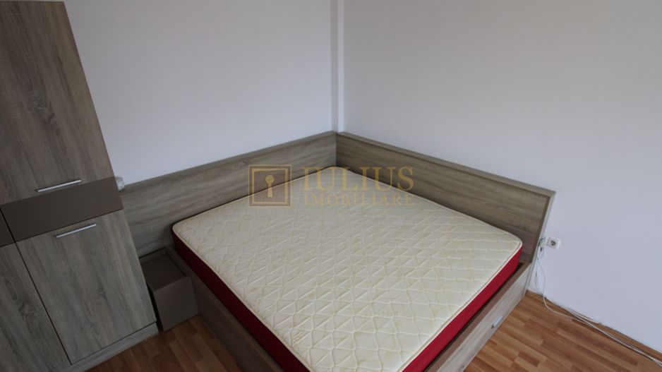 Decomandat, centrala proprie, parcare inclusa. - Poză 4
