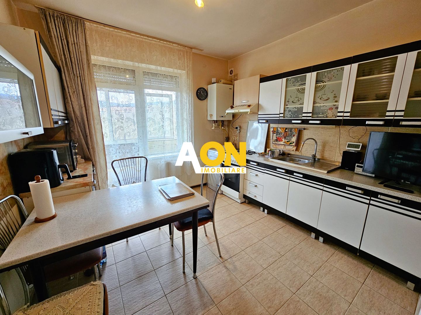 Apartament 2 camere, 2 balcoane, 56 mp utili, etaj 1, cartier Orhideea - Poză 9