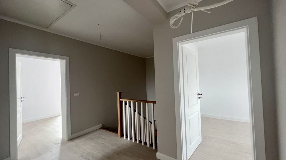 DUPLEX SPATIOS - Poză 17