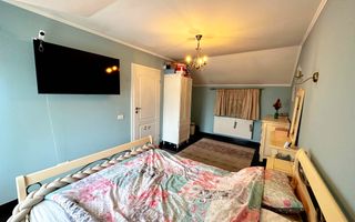 Casa 3 camere, mobilata, utilata, 220 mp teren, zona Lipoveni - Poză 9