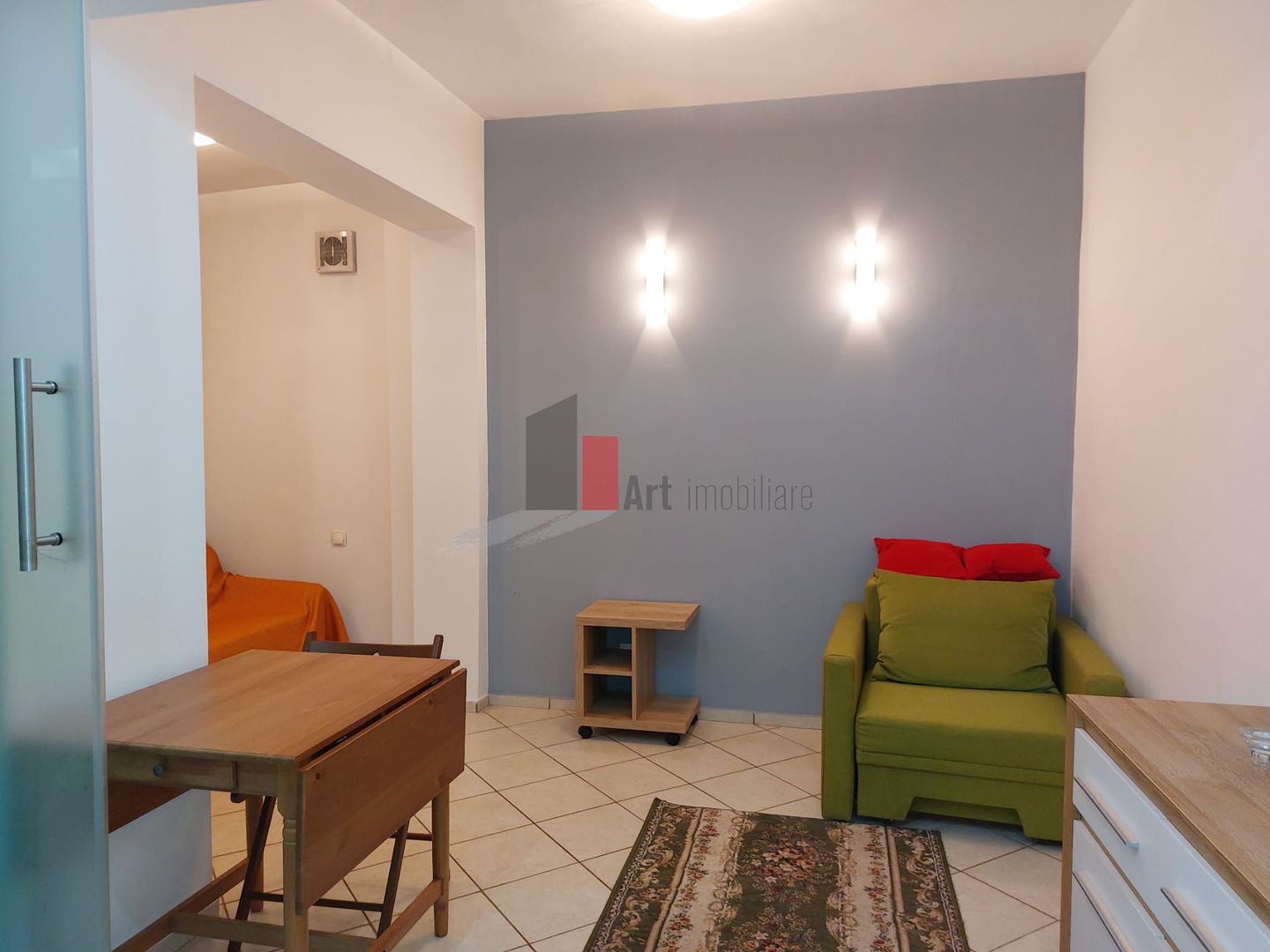 Apartamentul "ONARTU" , Unirii-Coposu,  bloc stradal - Poză 1