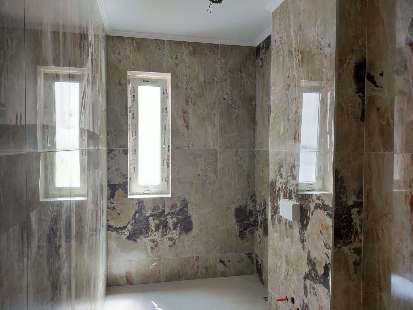 Apartamente în bloc nou finisate modern - Poză 10