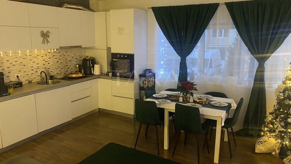 Apartament cu 3 camere, curte privată și parcare inclusă! - Poză 2