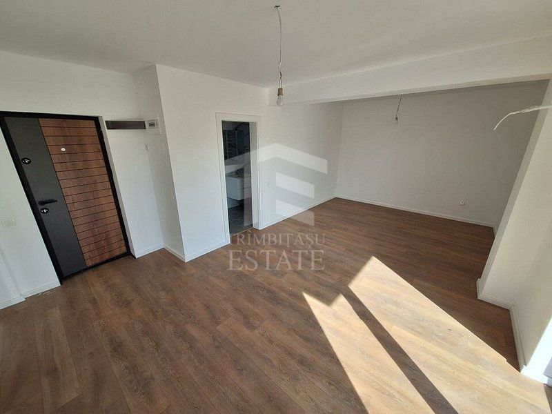 Garsoniera Spatioasa - Bloc Nou - Gradina Proprie - Finisaje complete - OFERTA - Poză 1