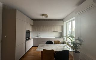 Apartament // Luxuria Residence  // Parcare inclusă - Poză 4