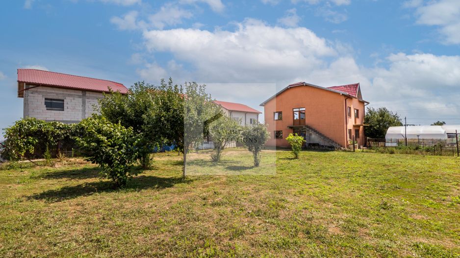 Casă cu teren de 1.000 mp în Costinești – spațiu, libertate, potențial - Poză 2