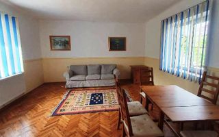 Casa cu suprafata de 140mp si teren 542mp,centrul localitatii Cristian - Poză 1