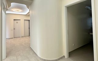 De vânzare Centru Medical Multifuncțional 196 mp zona Coresi - Poză 7